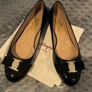 Salvatore Ferragamo ballerina flats